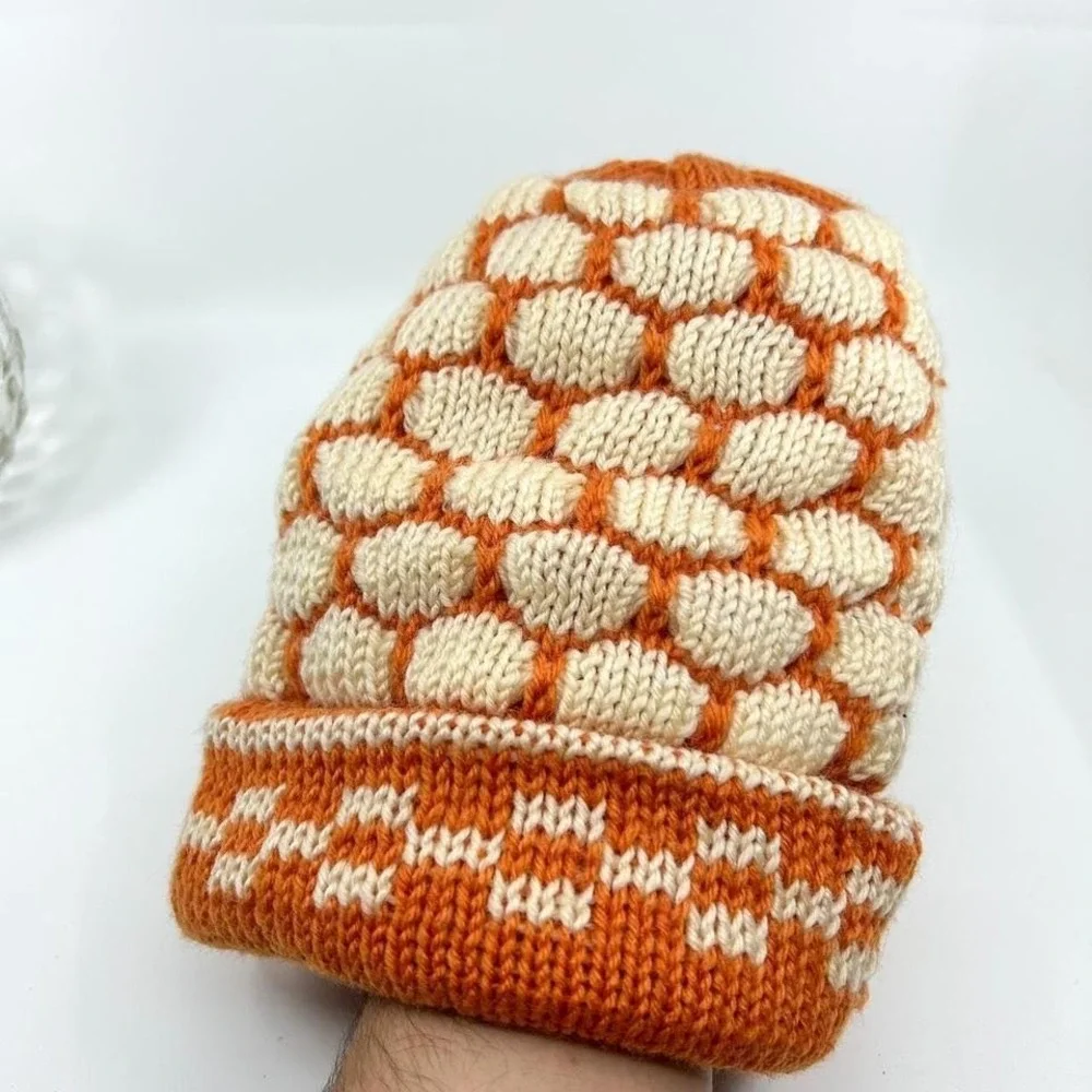 Vintage Handmade Retro Print Orange Checker Knitted Beanie Ski Winter Beanie Pom